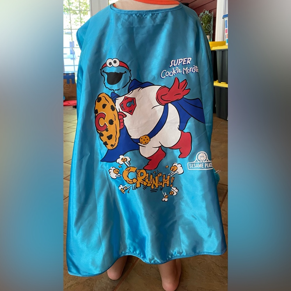 Sesame Place Cookie Monster Cape
Sesame Street - Picture 3 of 9